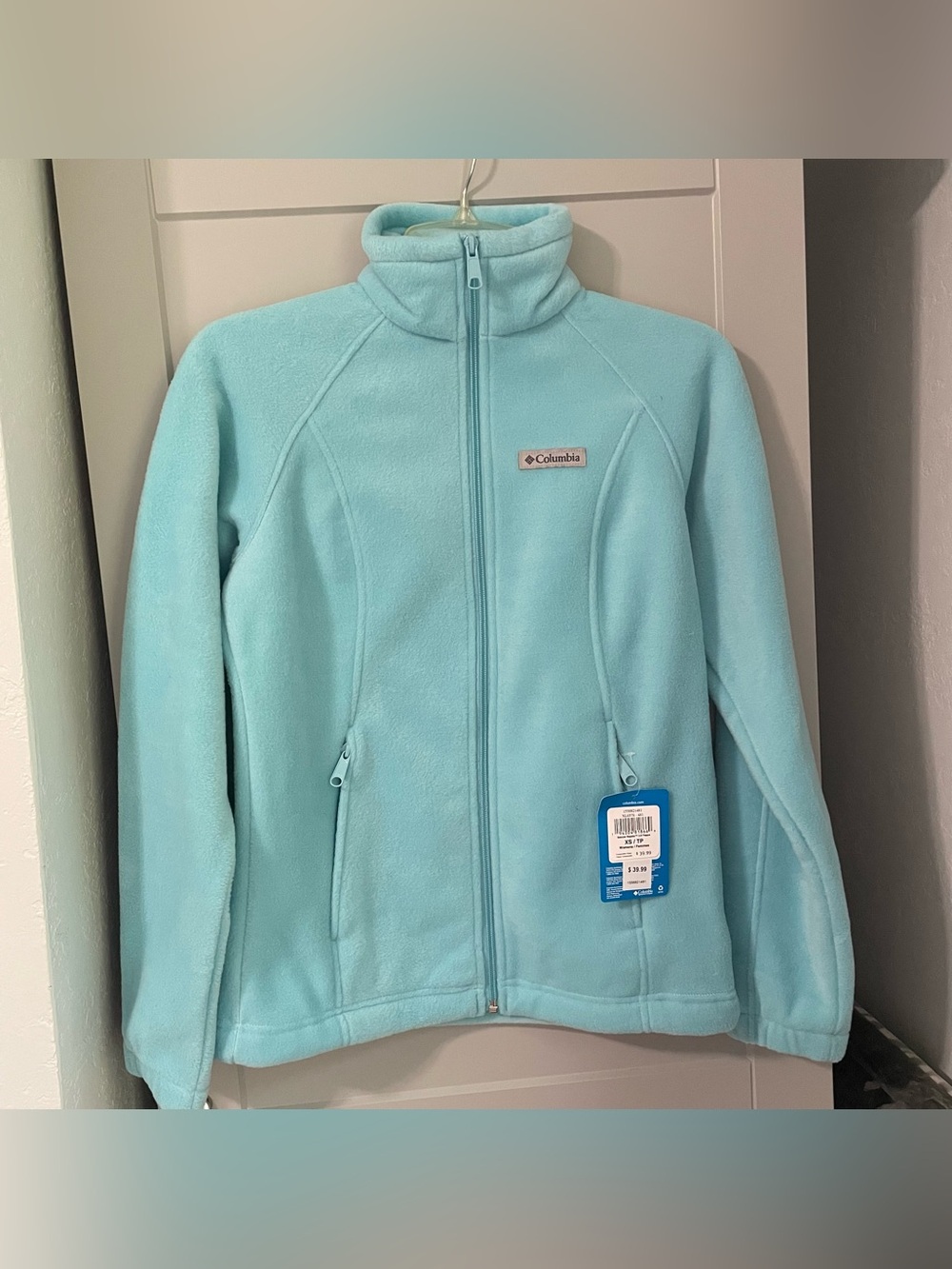 New with tags woman’s Columbia fleece full zip
